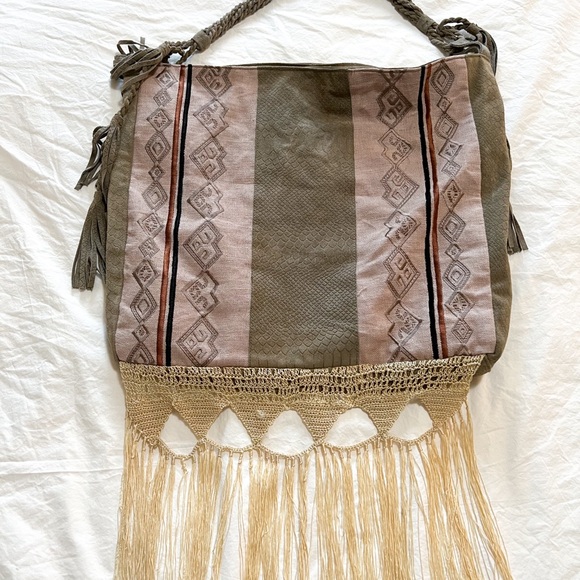 Free People Light My Fire Tote Fringe Macramé Crochet Boho Suede Oversized Bag - Picture 4 of 7